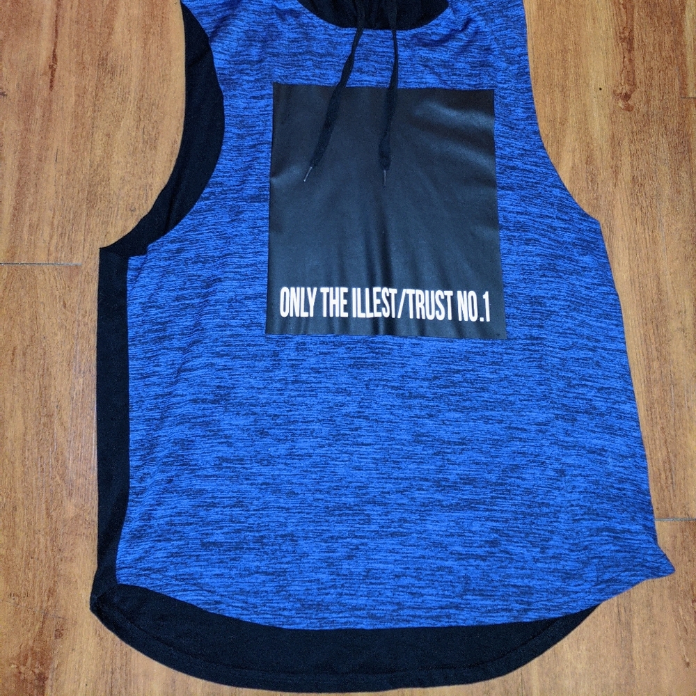 Men's hooded T-shirt
